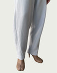 Organic Contoured Cotton Arc Pant in Porcelain