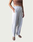 Organic Contoured Cotton Arc Pant in Porcelain