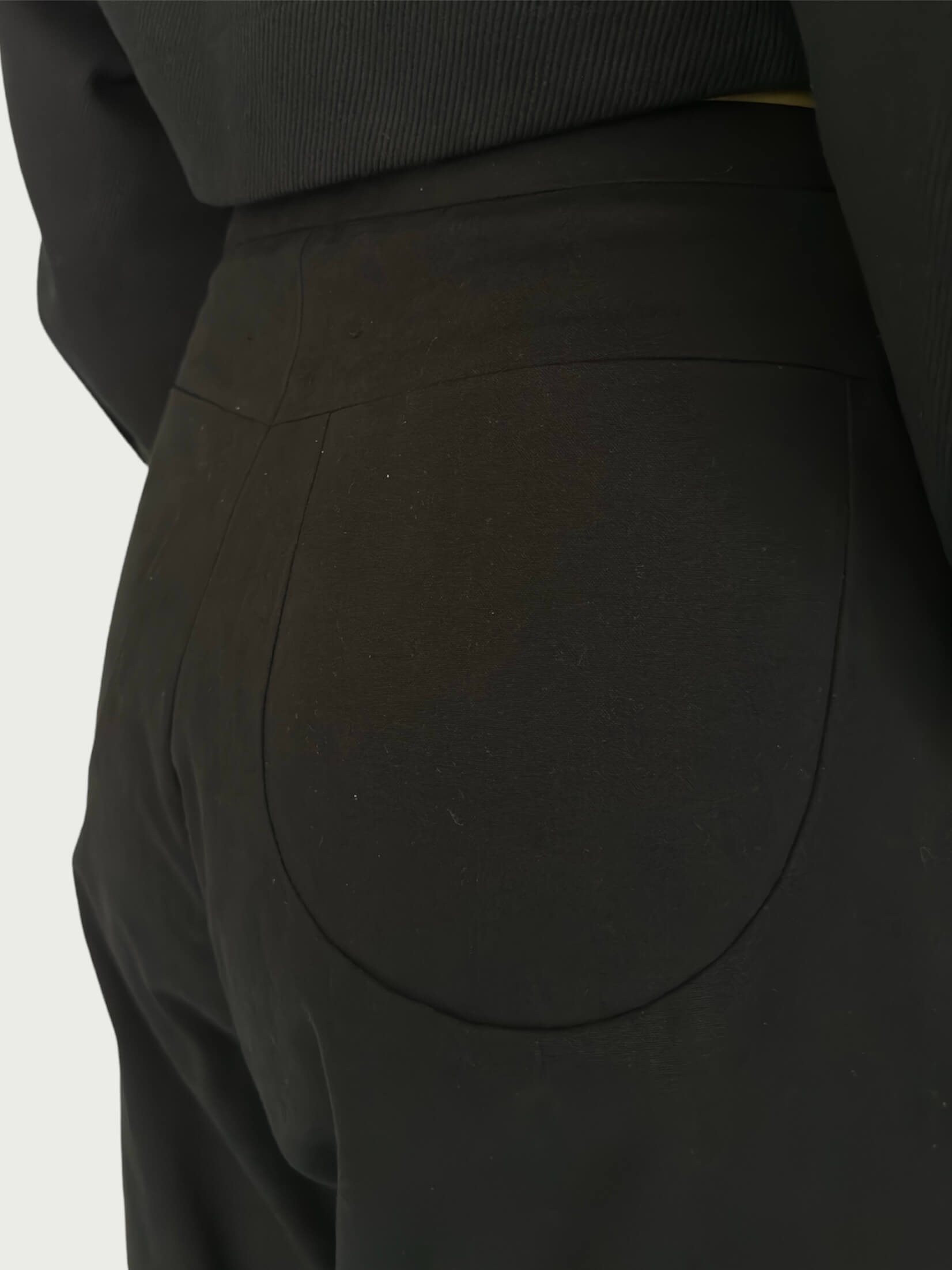 Cotton Wide-Leg Trouser in Brushed Black