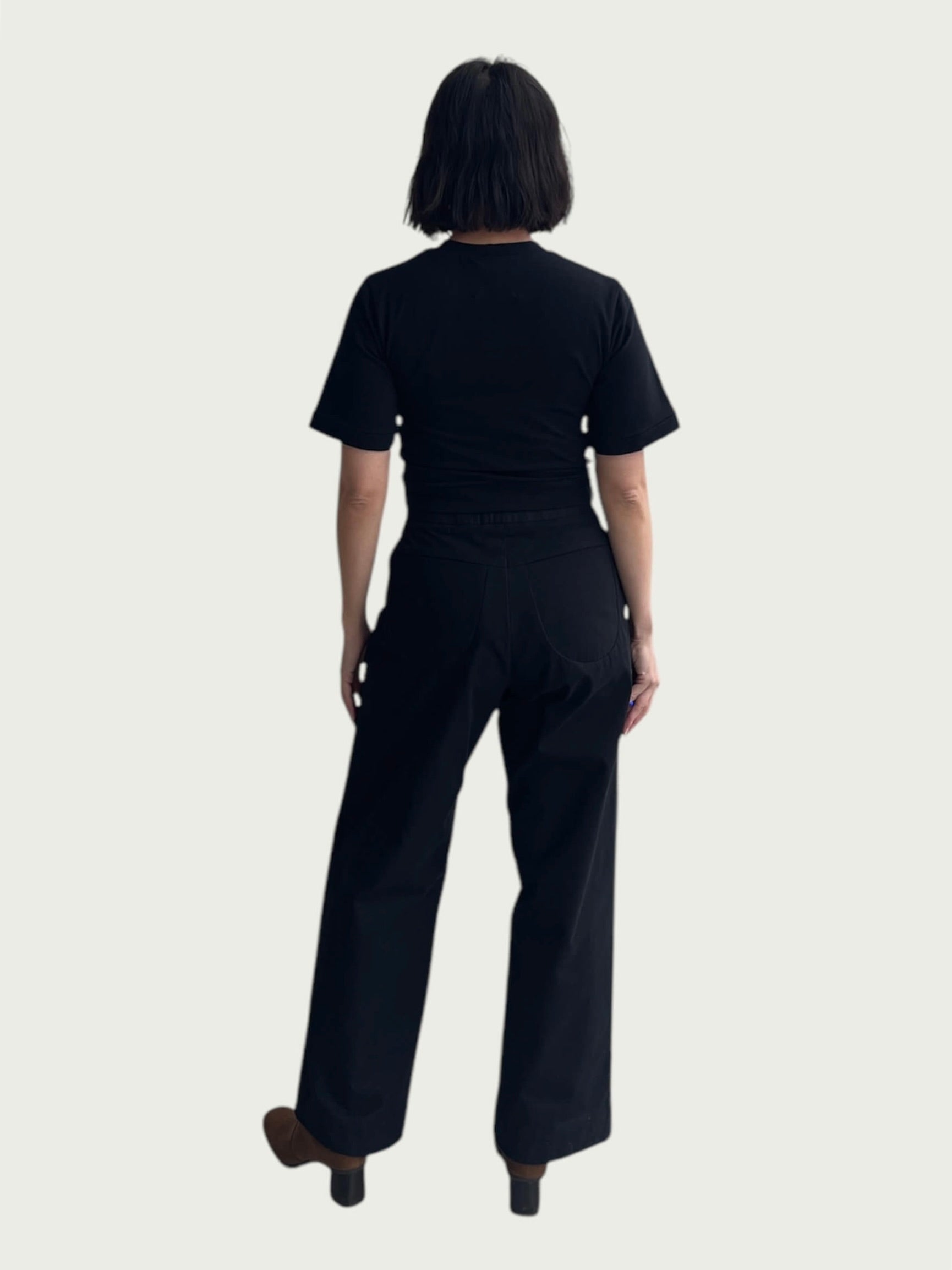 Bell Sleeve Tee in Absolute Black