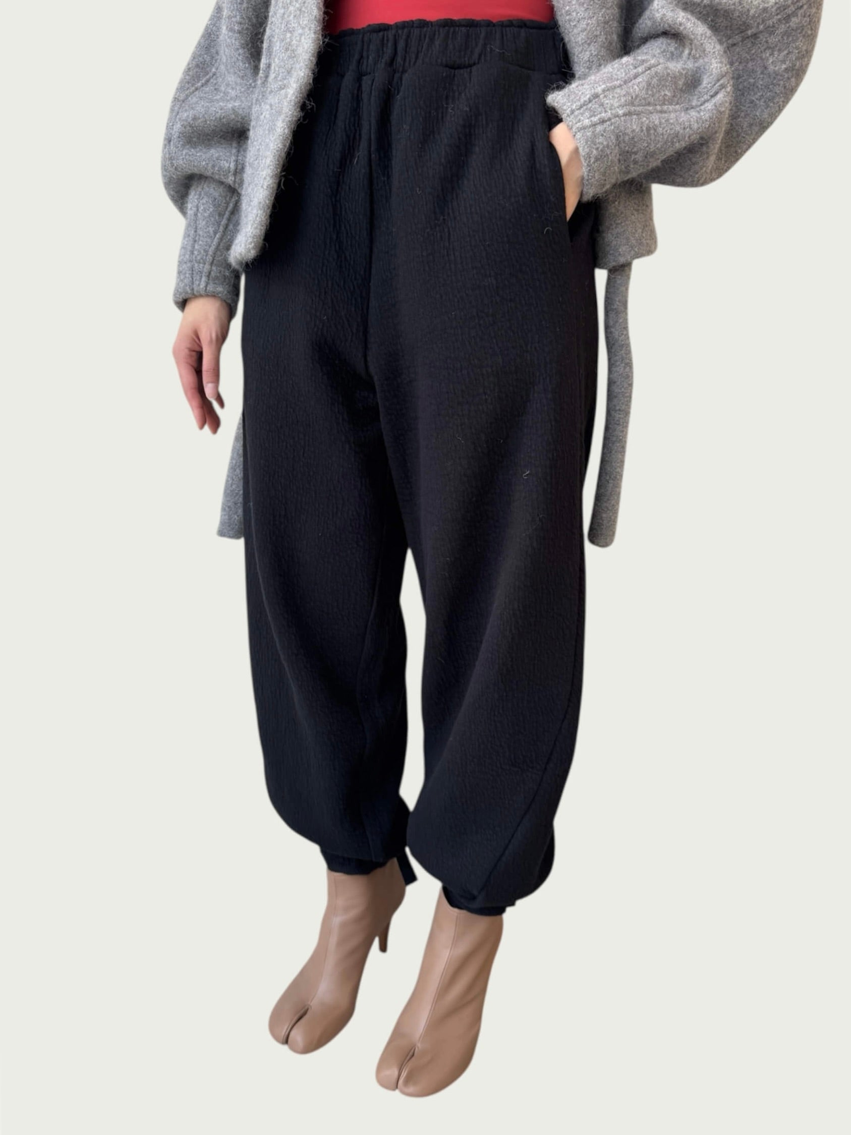 Organic Puffed Cotton Integral Balloon Pant in Black