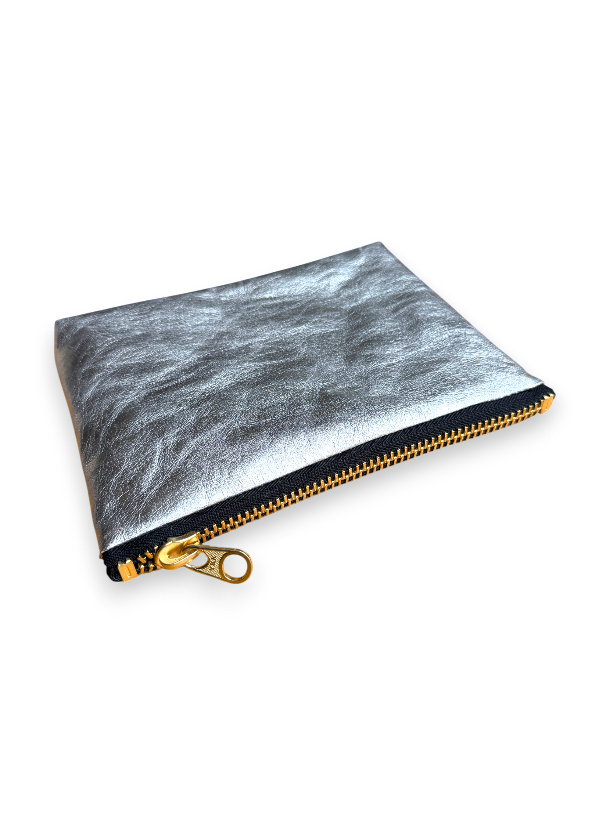 Paper Clutch in Silver / Black