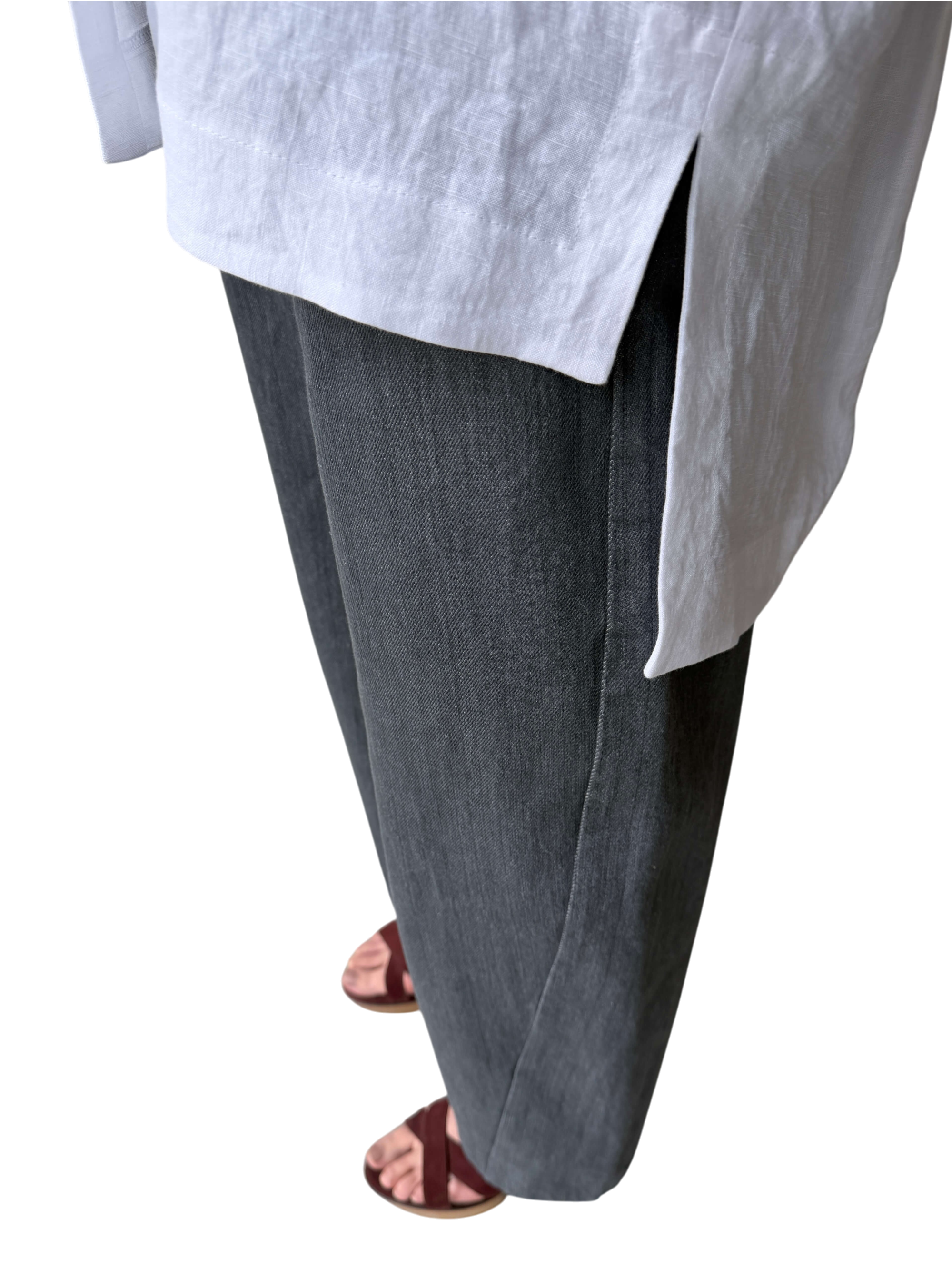 Linen Sunshade in Salt